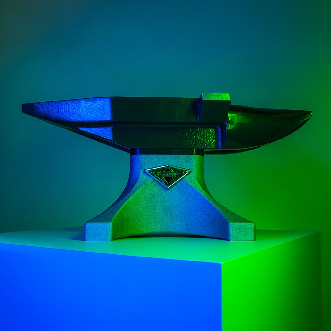 W13_DiamondAnvils_1080x1080